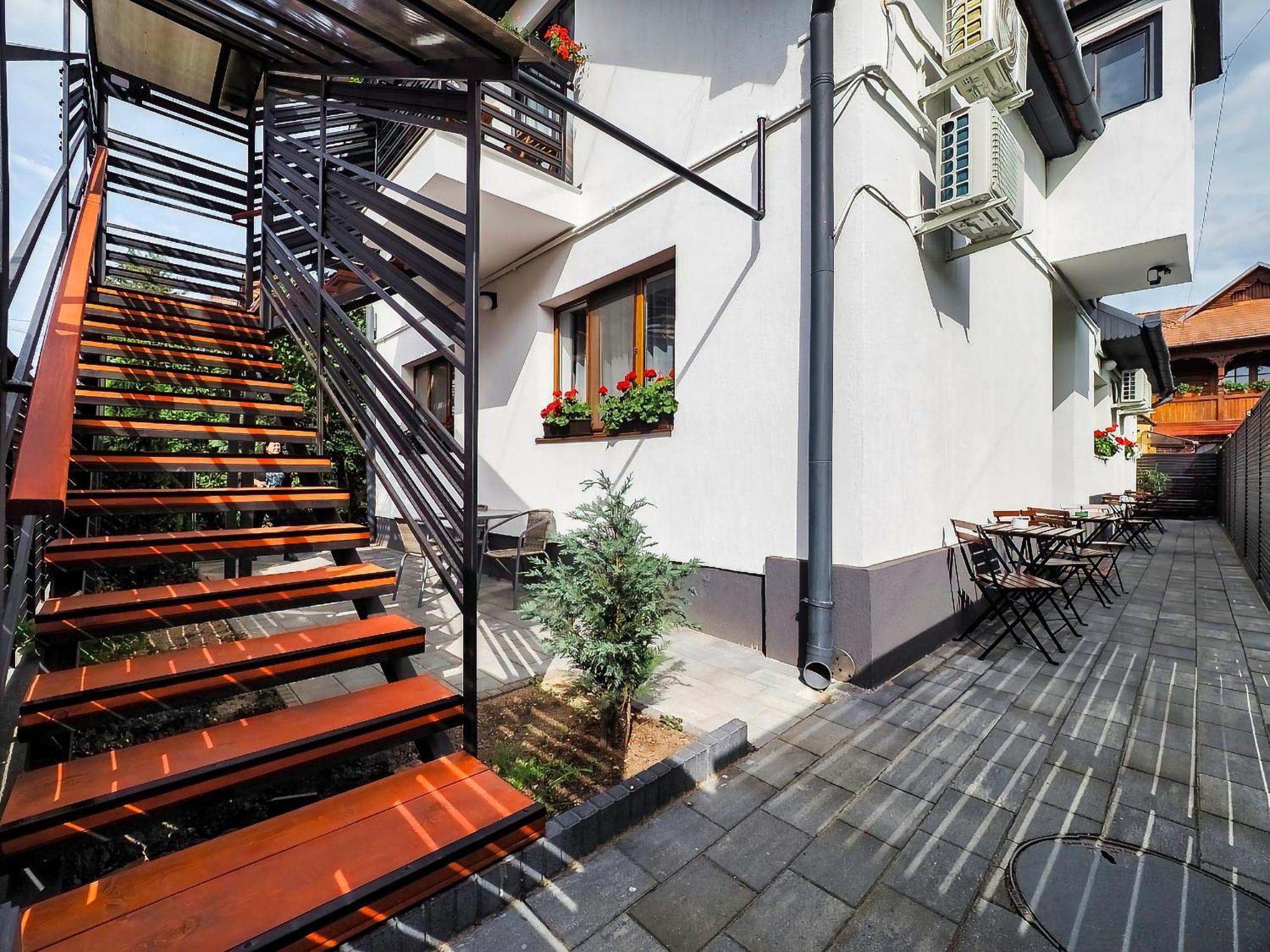 Ben Apartments Sibiu Exterior photo